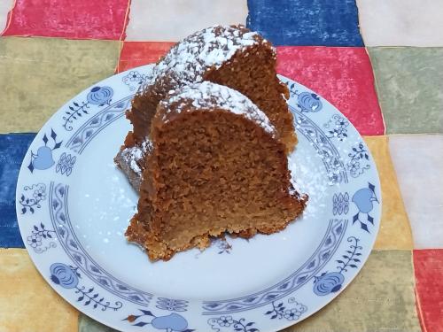 Medová bábovka z Beskyd – Snadné recept z Česko kuchyně, hotový za 60 - 90 minut